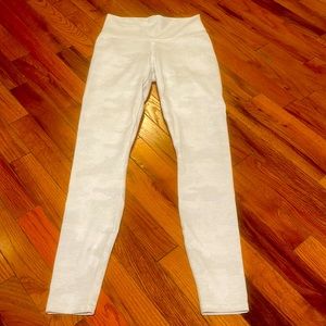 Fabletics XS White Camo Leggings